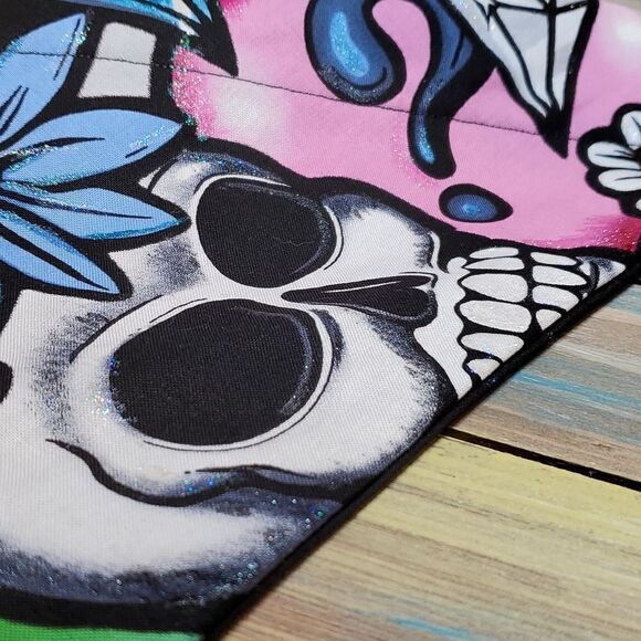 #4 Large 13.5" Glittery Skulls & Graffiti Dog Bandana Over Collar Handmade - Picture 3 of 4